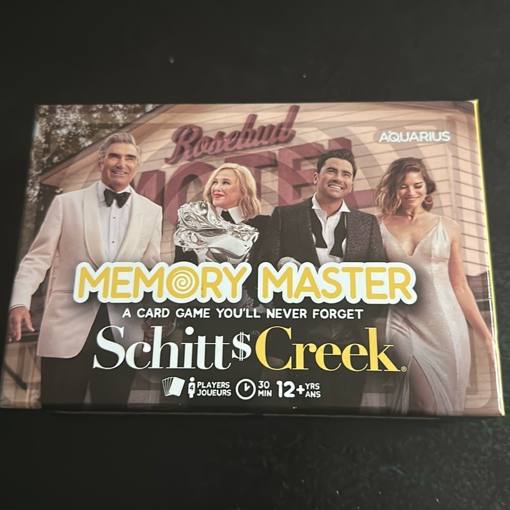 Schitt's‎ Creek Card Game